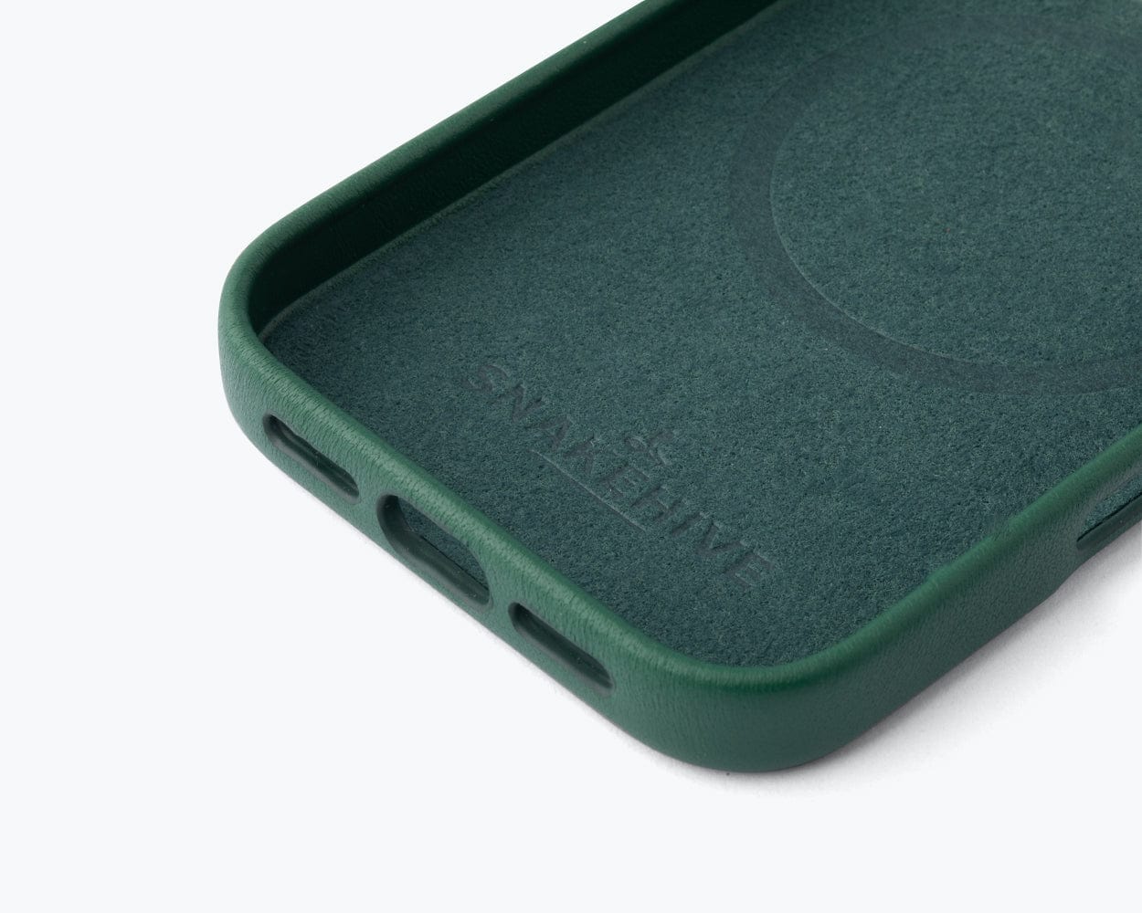 Apple iPhone 17 Pro Max - Metro Leather Bumper Phone Case