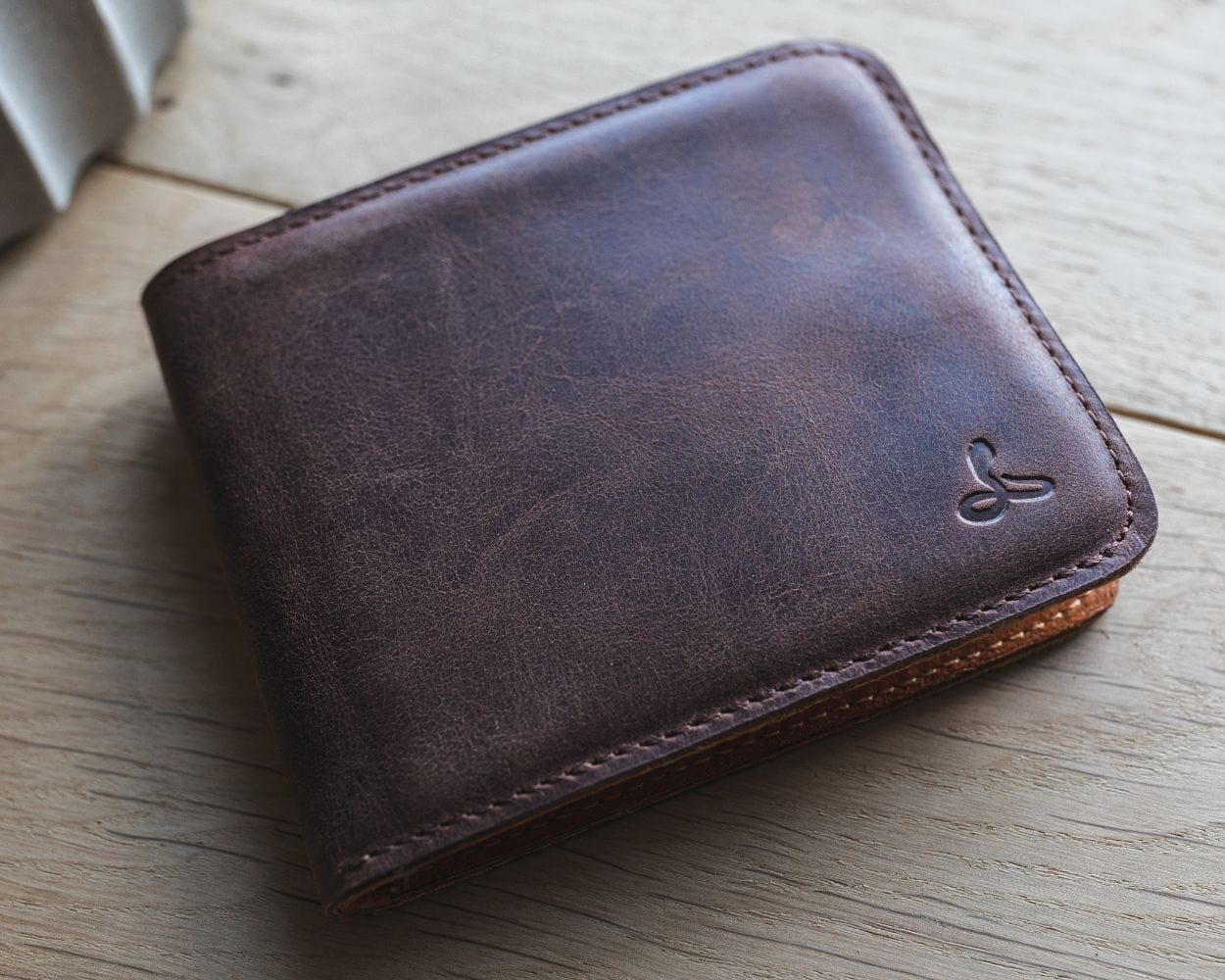 Vintage Money Wallet Case - Snakehive UK