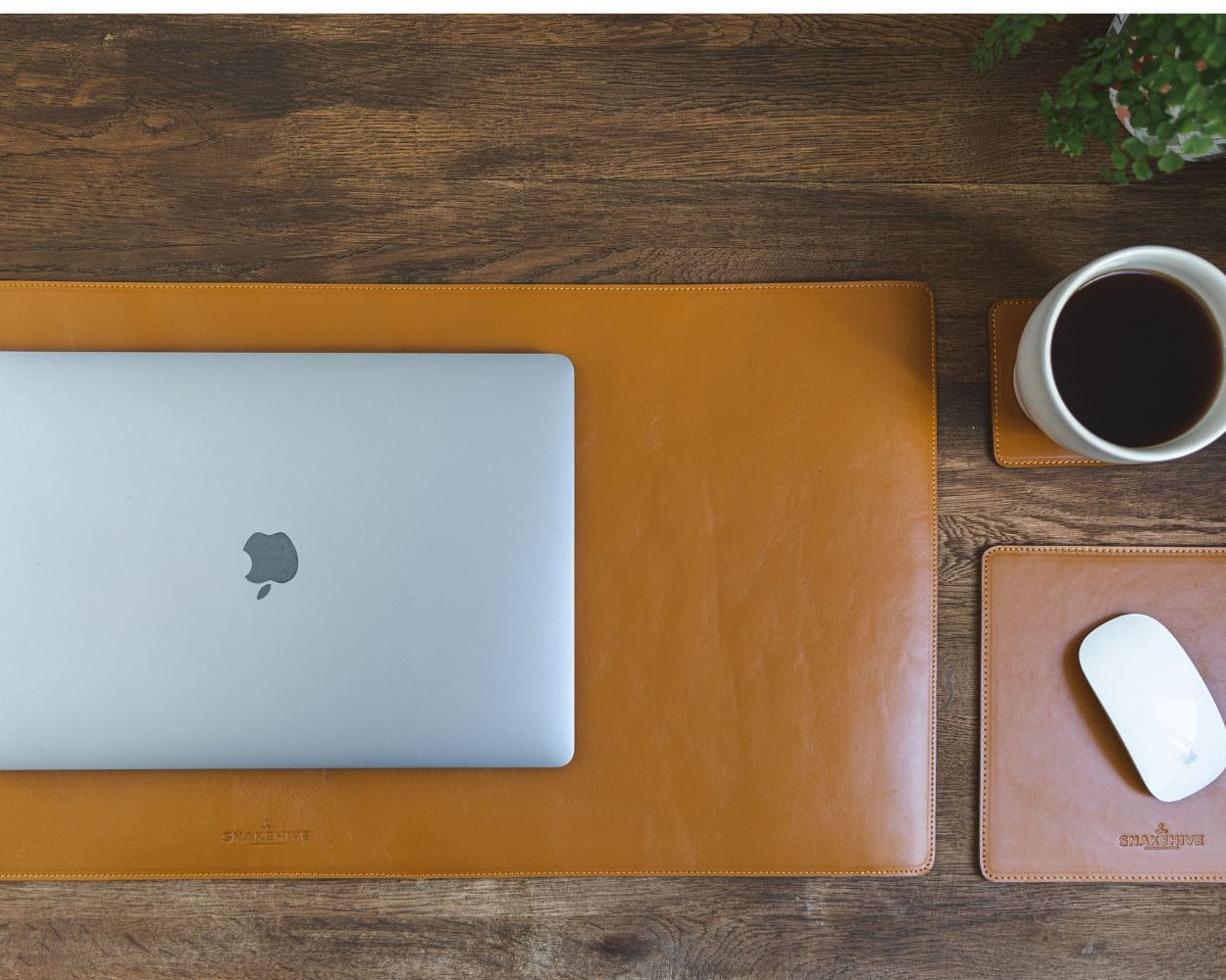 Metro Leather Desk Mat Large - Snakehive UK