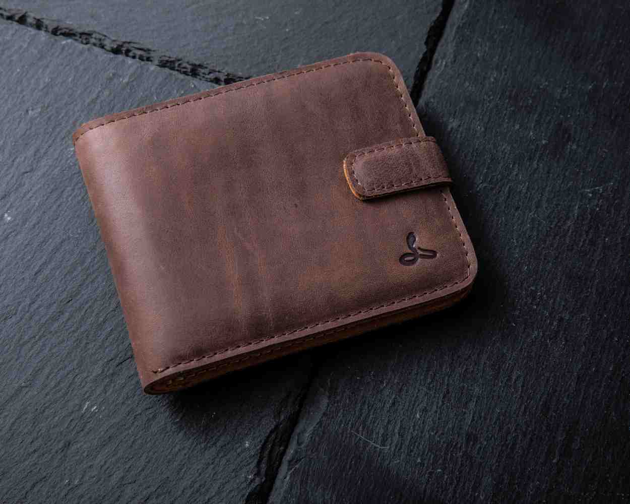 Vintage Leather Money Wallet (With Clasp) and Key Loop Bundle