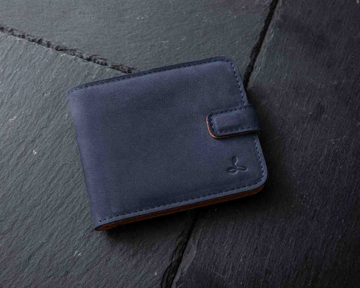 Vintage Money Wallet (With Clasp), Glasses and Key Loop Bundle