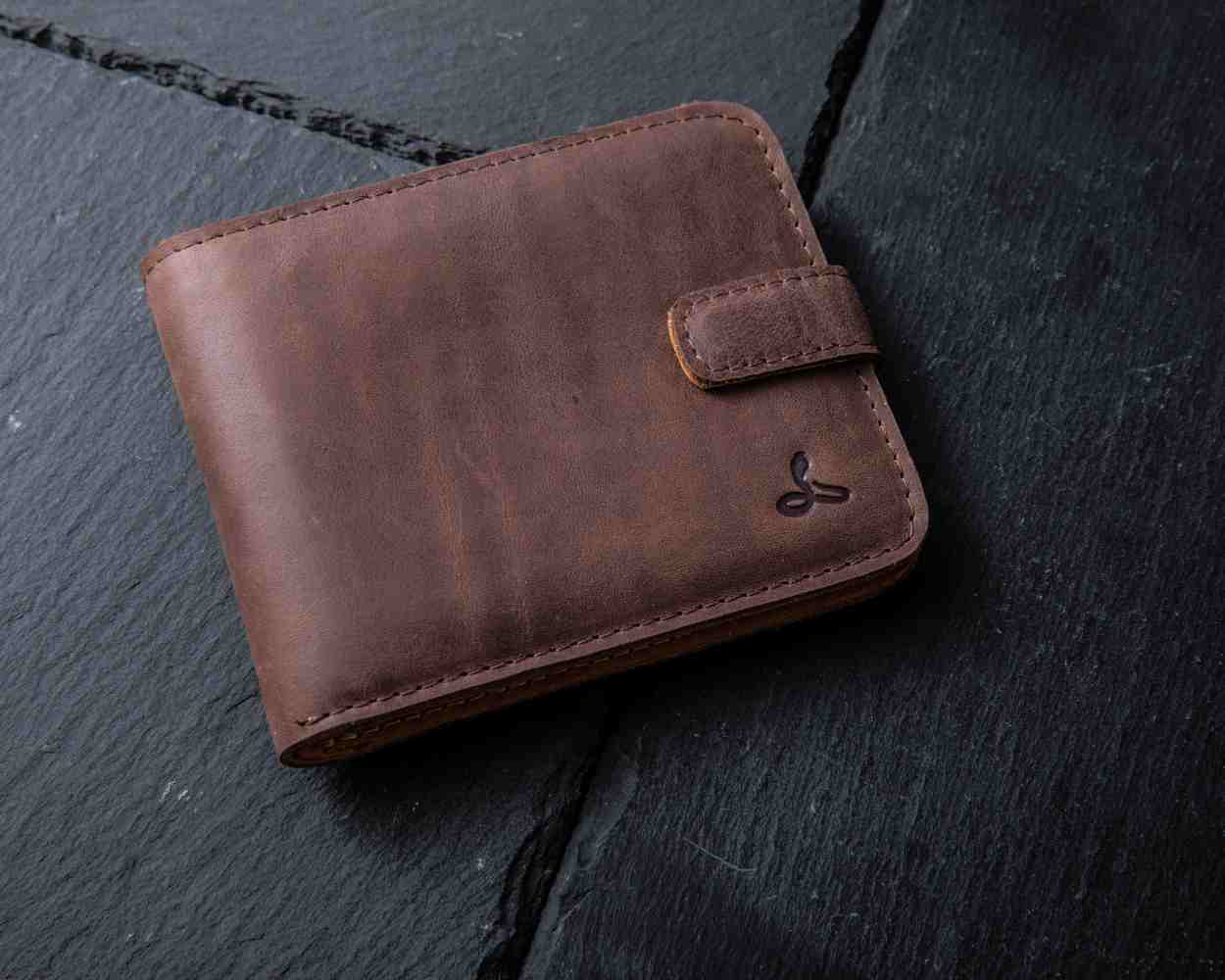 Vintage Money Wallet (With Clasp), Glasses and Key Loop Bundle