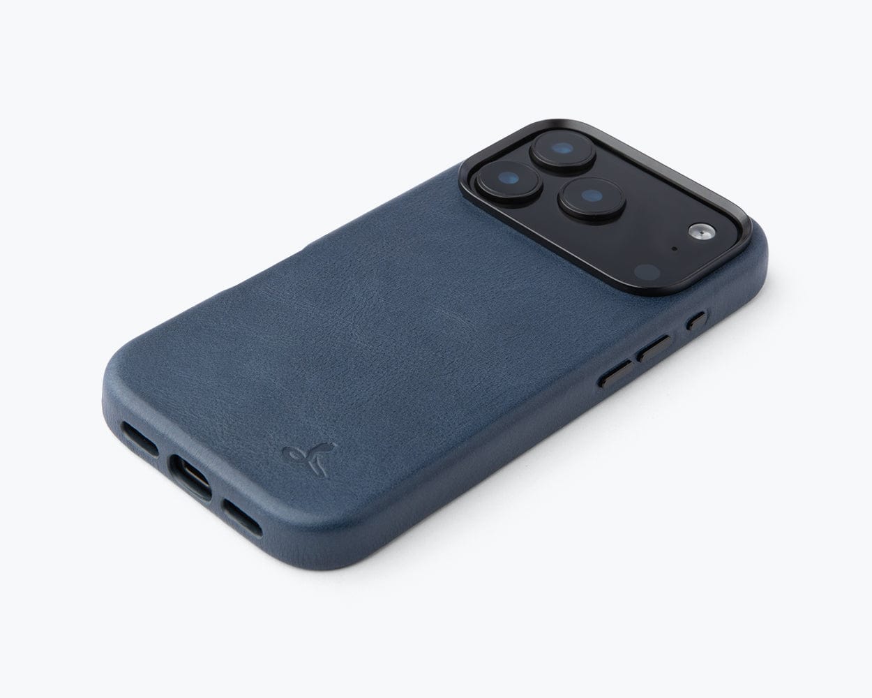 Apple iPhone 17 Pro Max  - Metro Leather Bumper Phone Case