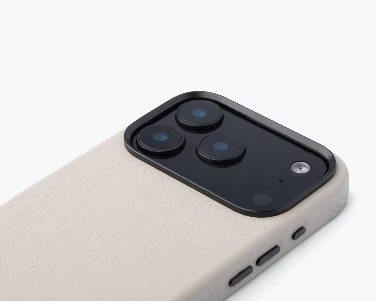Apple iPhone 17 Pro Max  - Metro Leather Bumper Phone Case