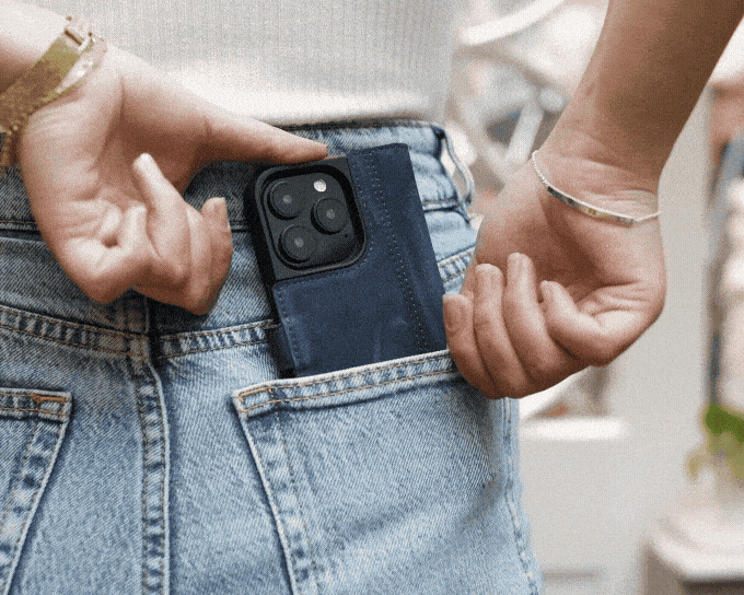 Apple iPhone 15 - Vintage Leather Wallet Phone Case