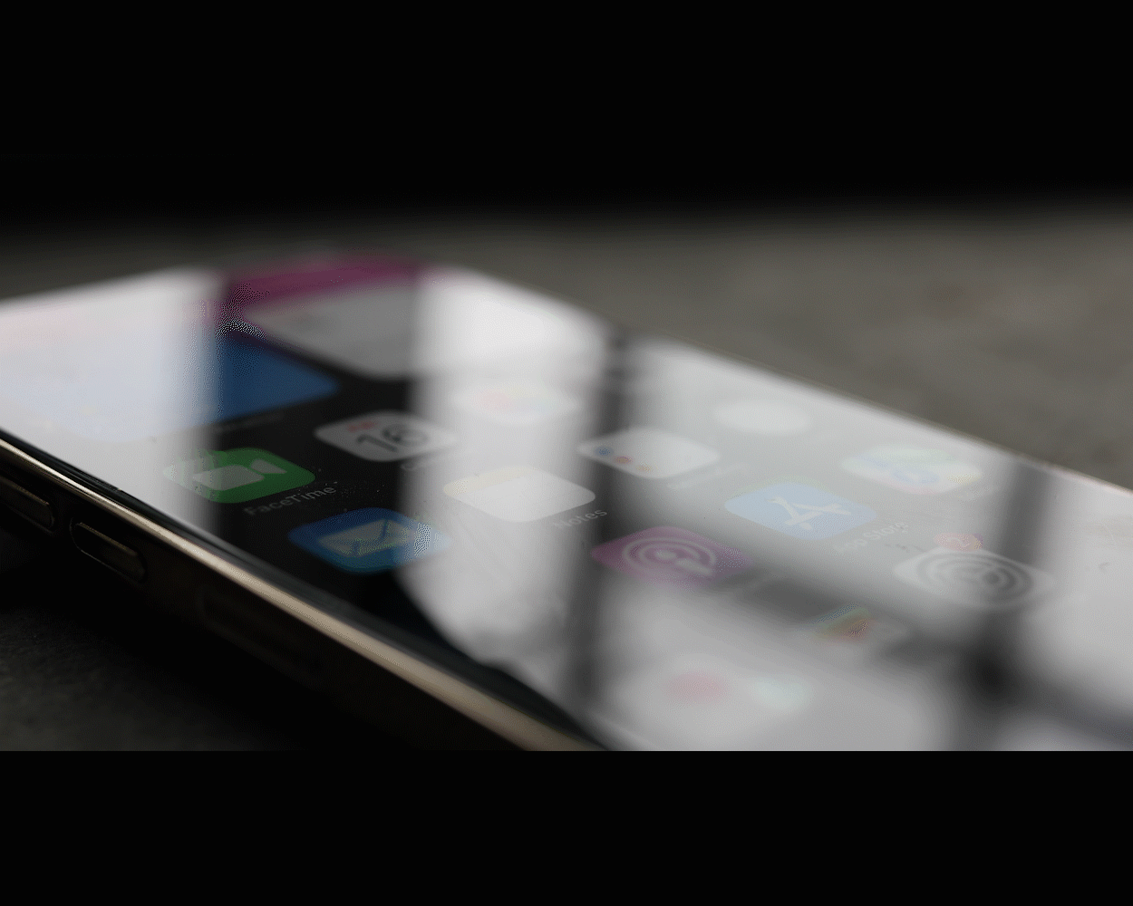 Apple iPhone 6 Plus/6S Plus Premium Tempered Glass Screen Protector - Snakehive UK